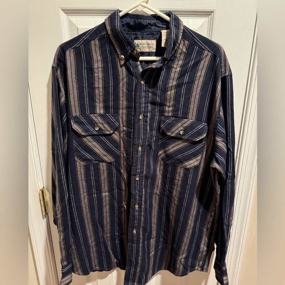 Vintage Northwest Territory Striped Flannel Button Up Men's Large retro grunge